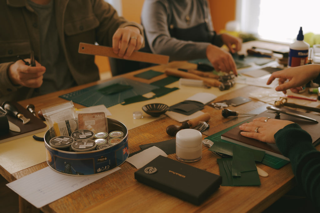 Saturday 29 August : Leather Cardholder Workshop